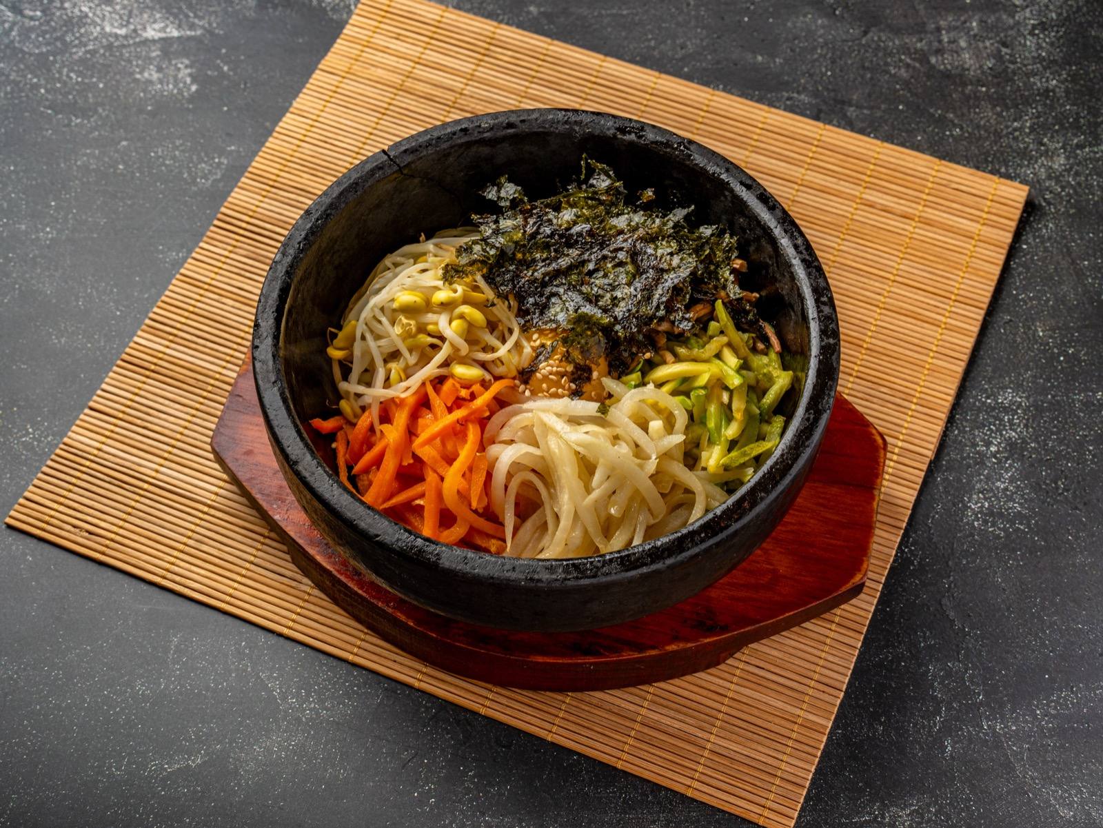 고시레 명동본점 참숯 화로 구이 — charcoal-grilled Korean BBQ (焼肉 · 烤肉) at Gosire, a Myeongdong restaurant in Seoul · 4