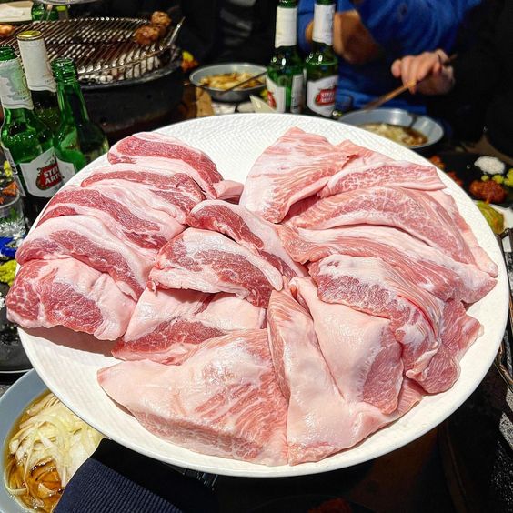 가브리살 Pork Neck-back (Gabeuri-sal) — Gosire Myeongdong Korean BBQ (焼肉 · 烤肉) menu · 고시레 명동본점 돼지고기