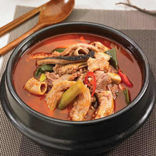 내장탕 Beef Tripe Soup (Naejang-tang) — Gosire Myeongdong Korean BBQ (焼肉 · 烤肉) menu · 고시레 명동본점 식사 · 탕
