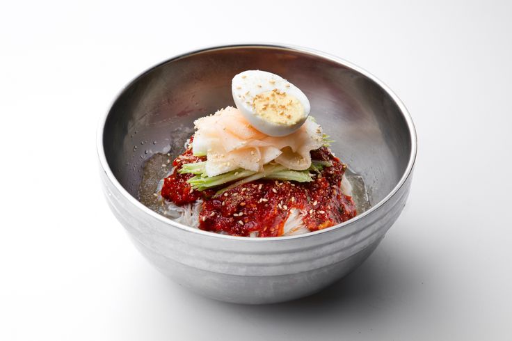 비빔냉면 Spicy Cold Noodles (Bibim Naengmyeon) — Gosire Myeongdong Korean BBQ (焼肉 · 烤肉) menu · 고시레 명동본점 식사 · 탕
